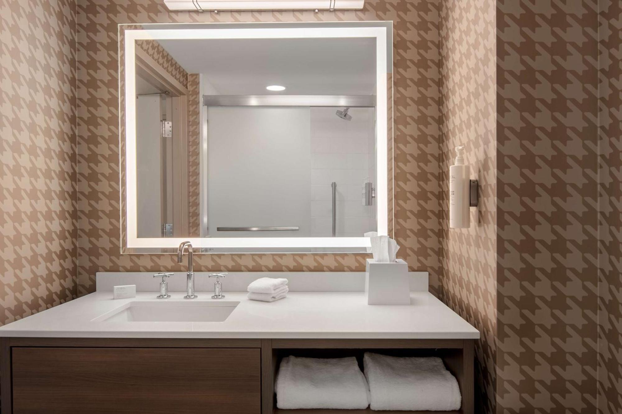 Home2 Suites By Hilton Jacksonville Downtown Bagian luar foto